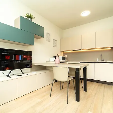 Immobiliarent Santa Sofia B Appartamento Milano